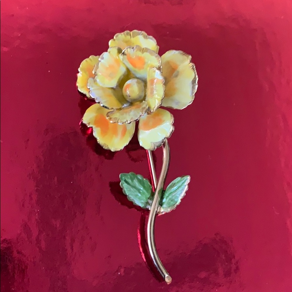 #567 Vintage GIOVANNI Brooch